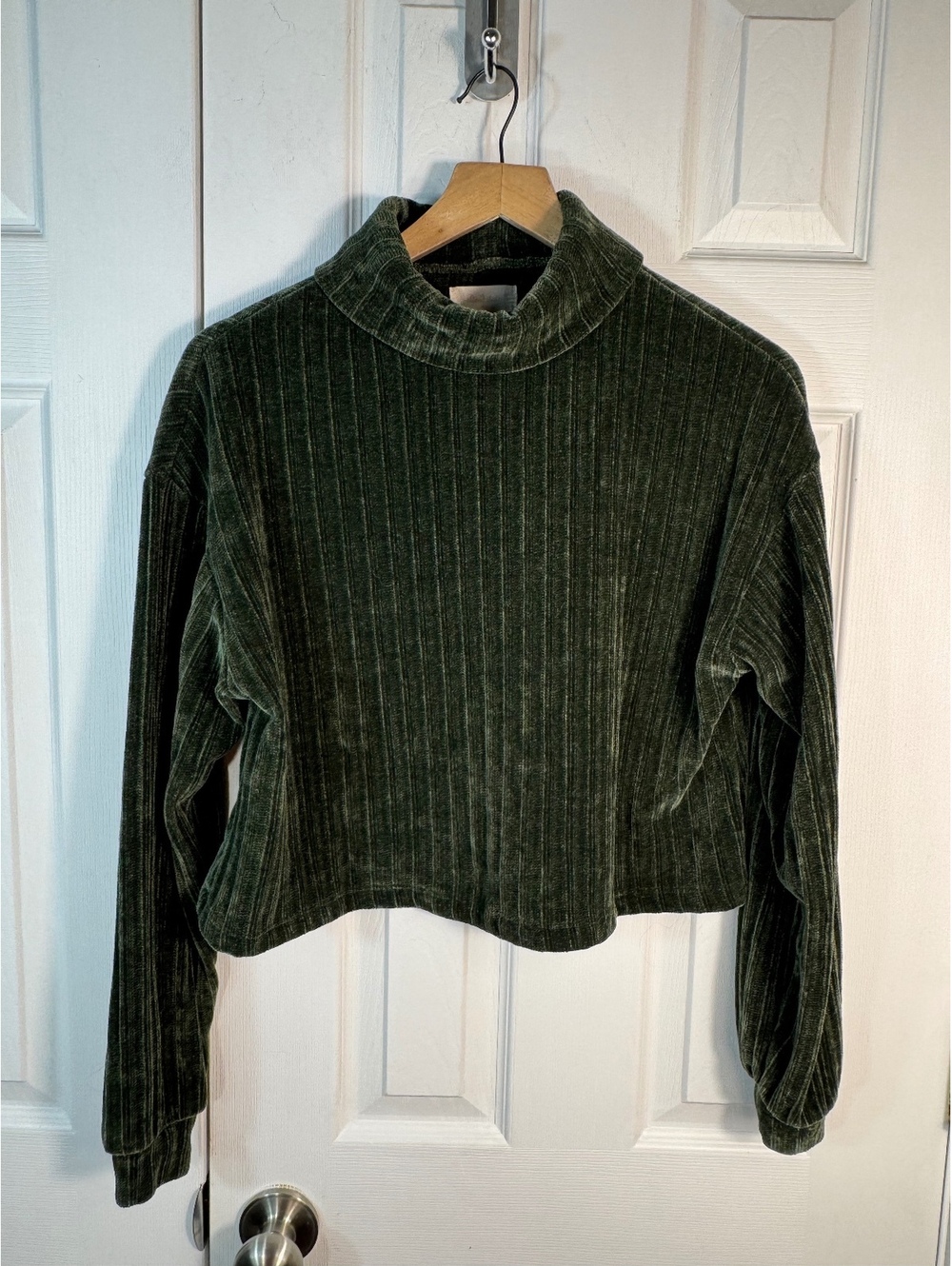 Altered state Women's Green Ribbed Polyester Crop Sweater XS